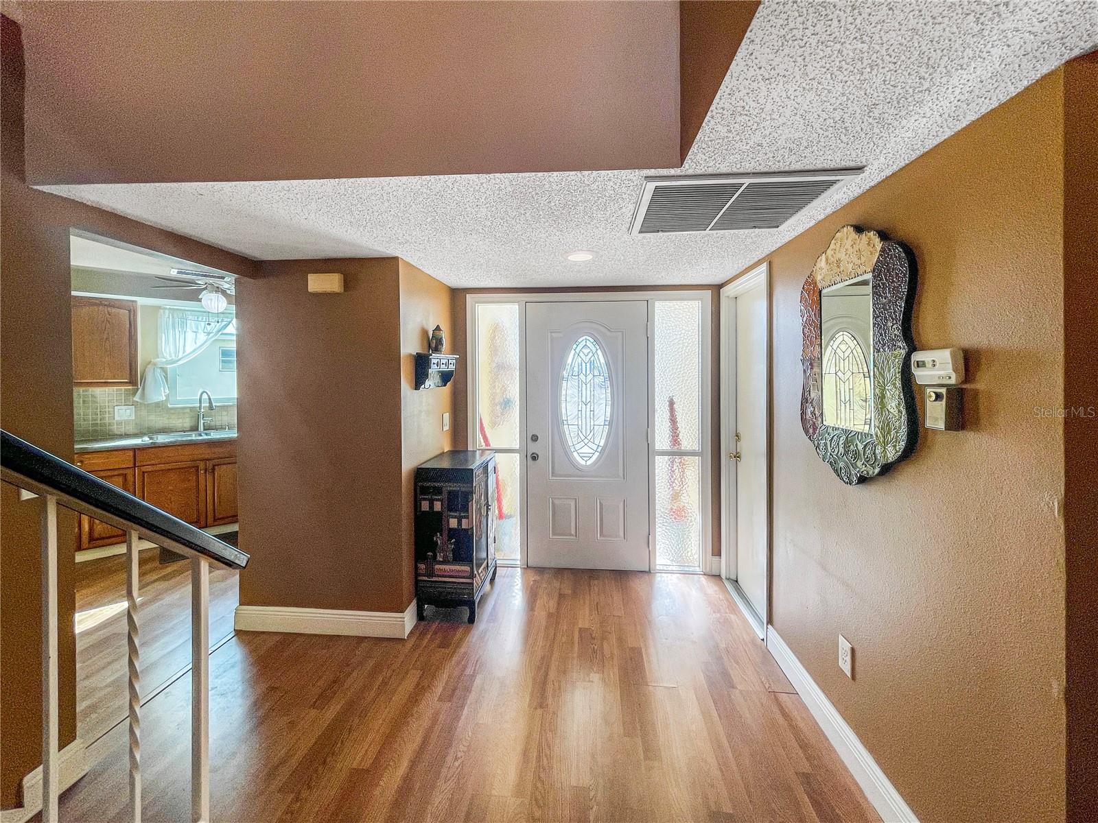 Image 4 of 22 For 3110 Magdalina Drive