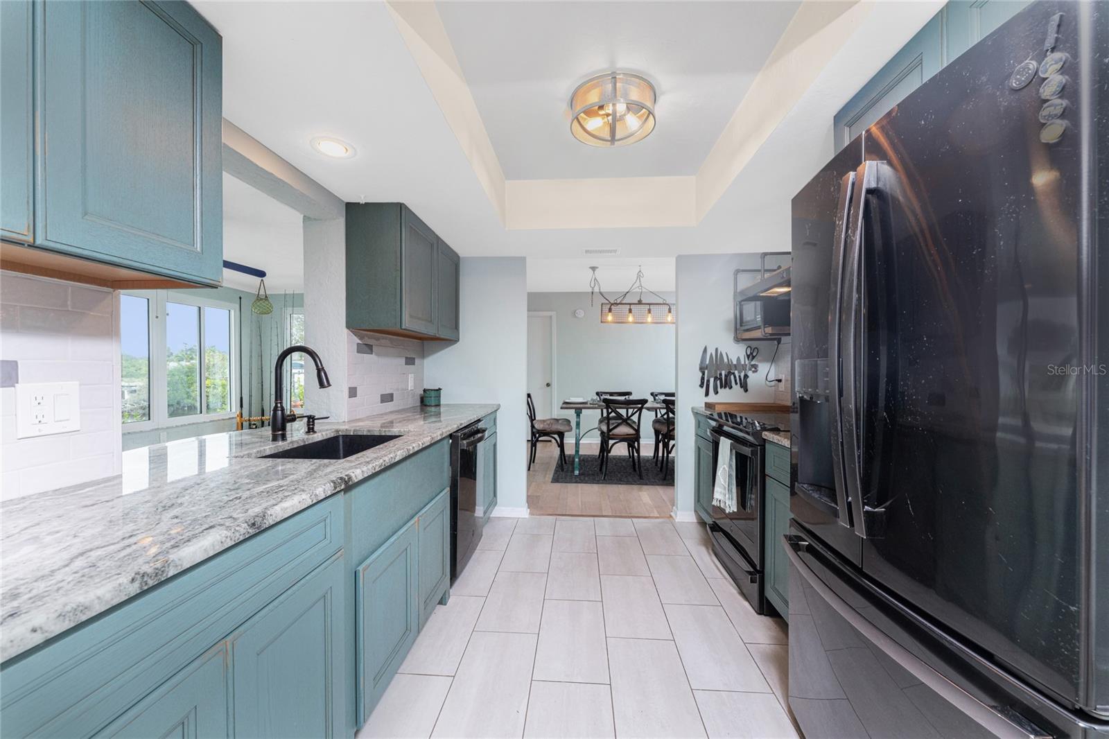 Image 15 of 64 For 3033 Chapman Boulevard