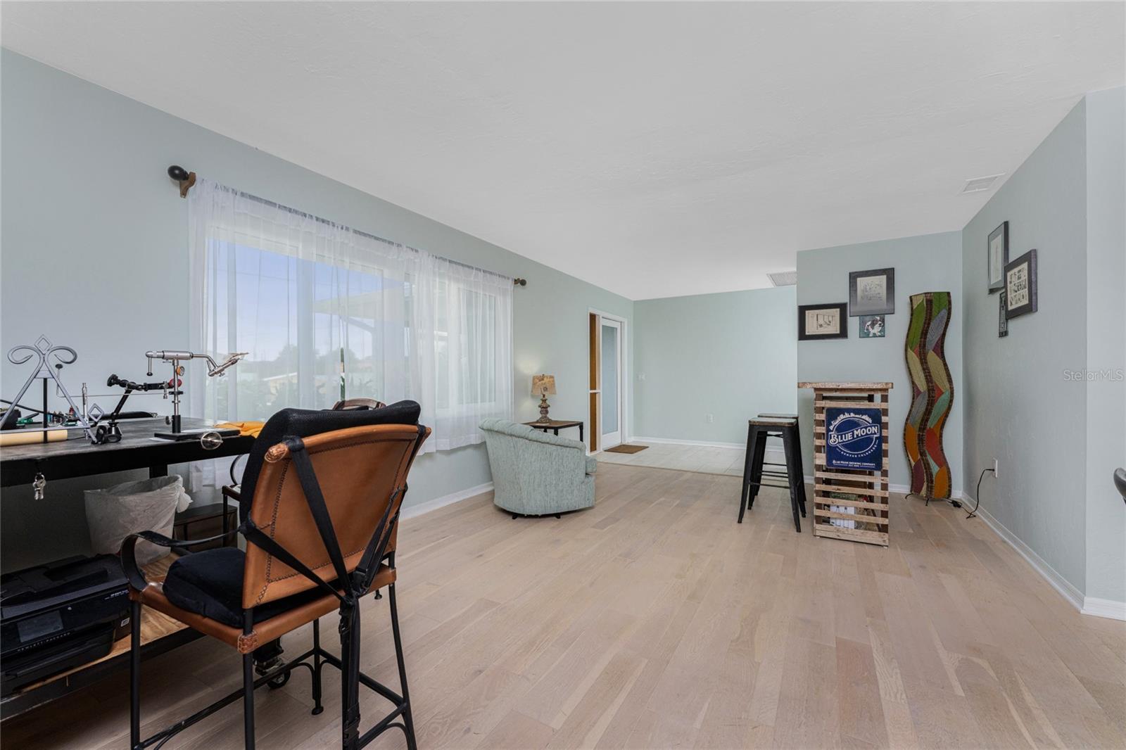 Image 23 of 64 For 3033 Chapman Boulevard