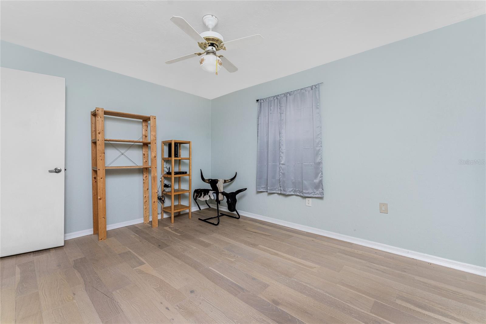 Image 32 of 64 For 3033 Chapman Boulevard