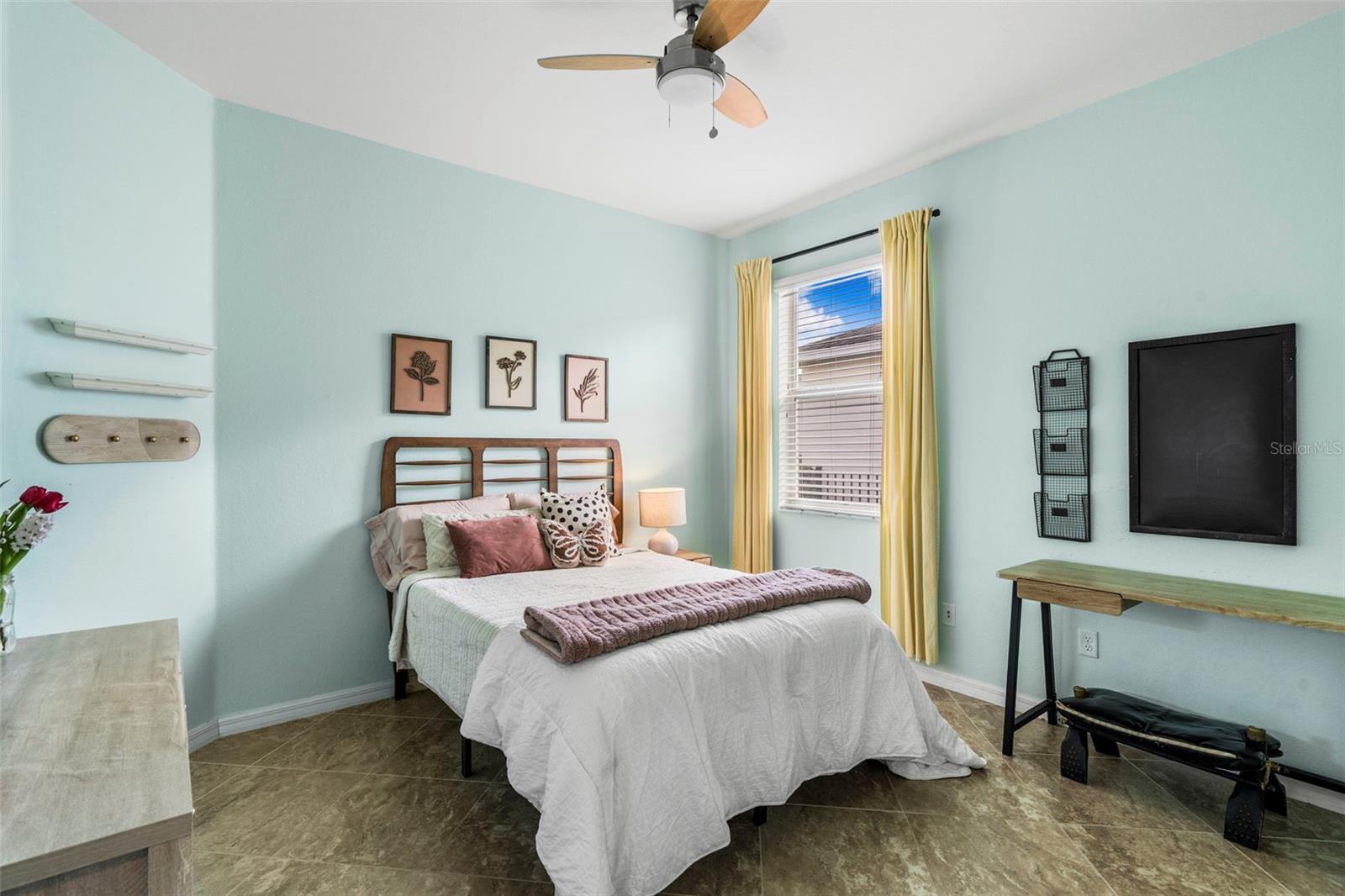 Image 27 of 79 For 17645 Timberline Parkway