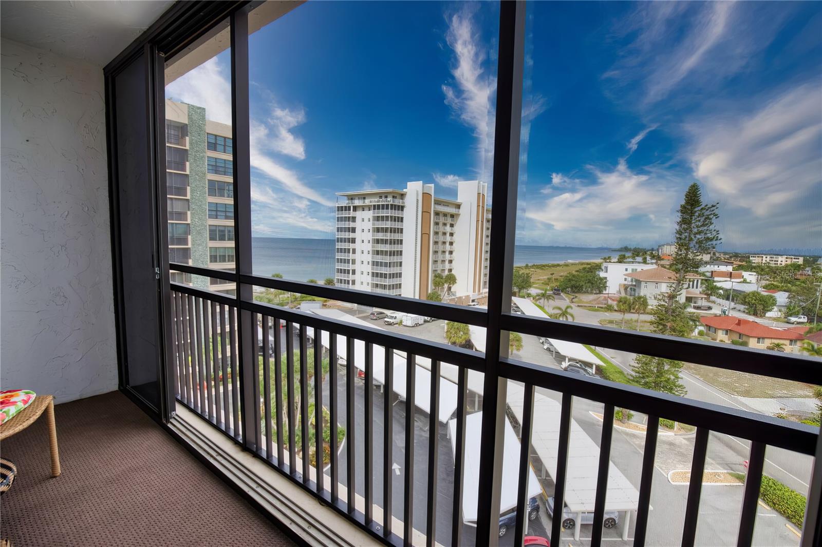 Image 13 of 16 For 627 Alhambra Road 701