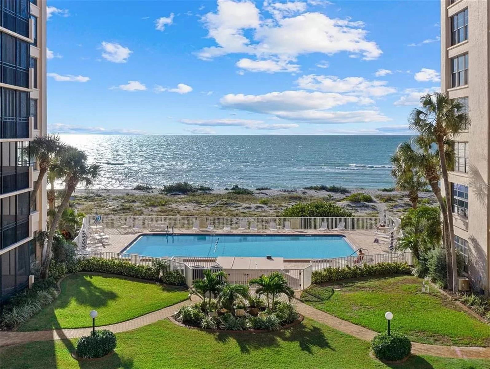 Image 2 of 16 For 627 Alhambra Road 701