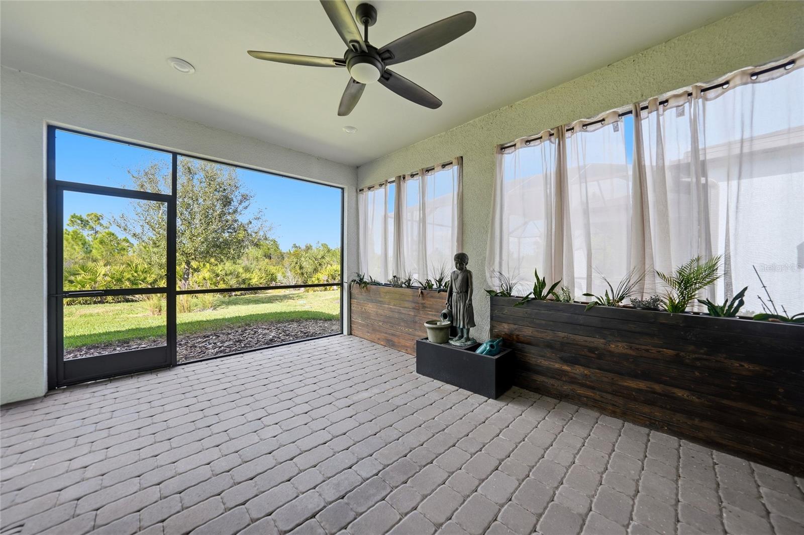 Image 31 of 39 For 2729 Gabel Oak Drive