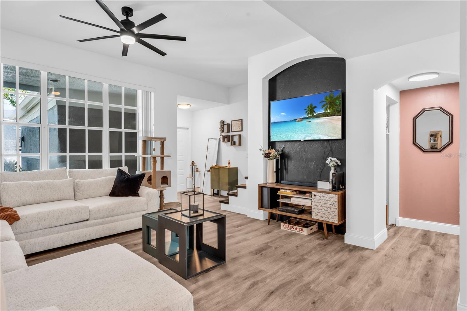 Image 7 of 54 For 3825 Schoolhouse Road E 5