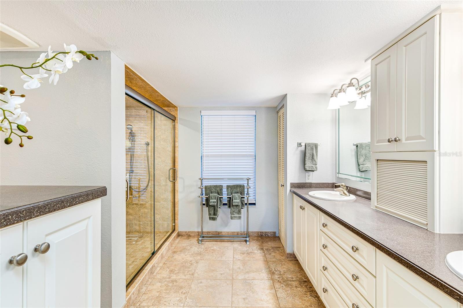 Image 20 of 31 For 3255 Sugarloaf Key Road 31b