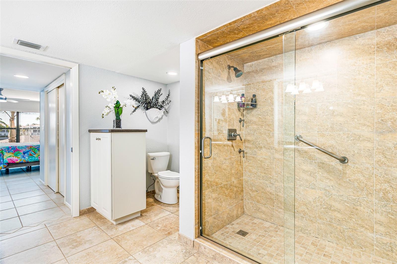 Image 21 of 31 For 3255 Sugarloaf Key Road 31b