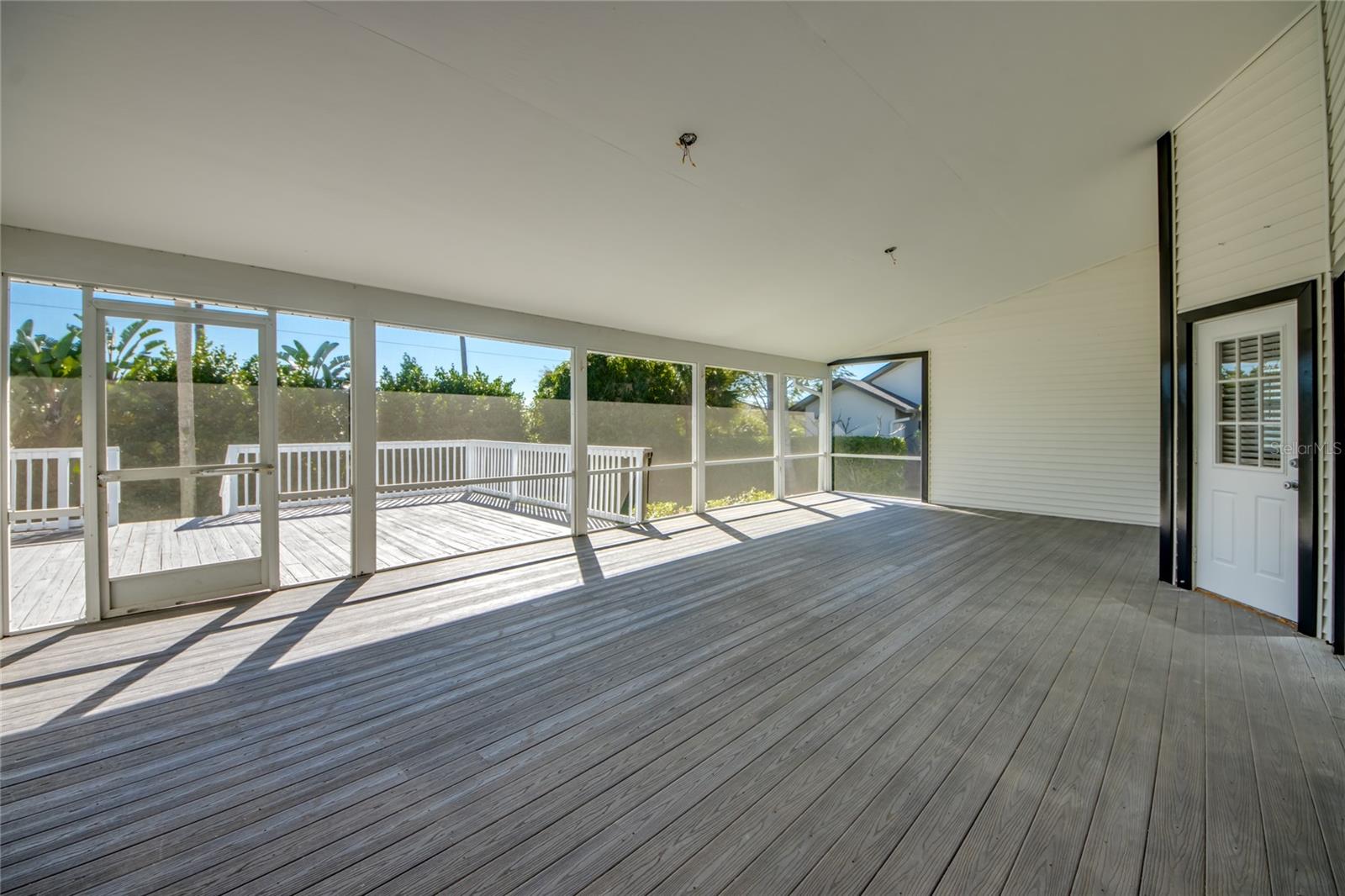 Image 44 of 52 For 6205 Deer Run