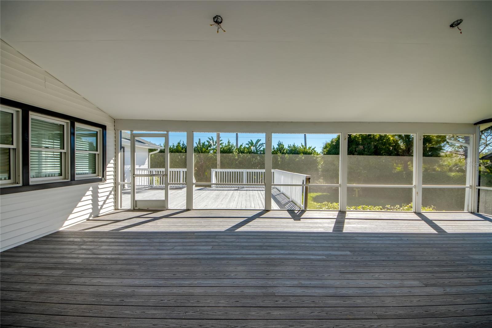 Image 45 of 52 For 6205 Deer Run