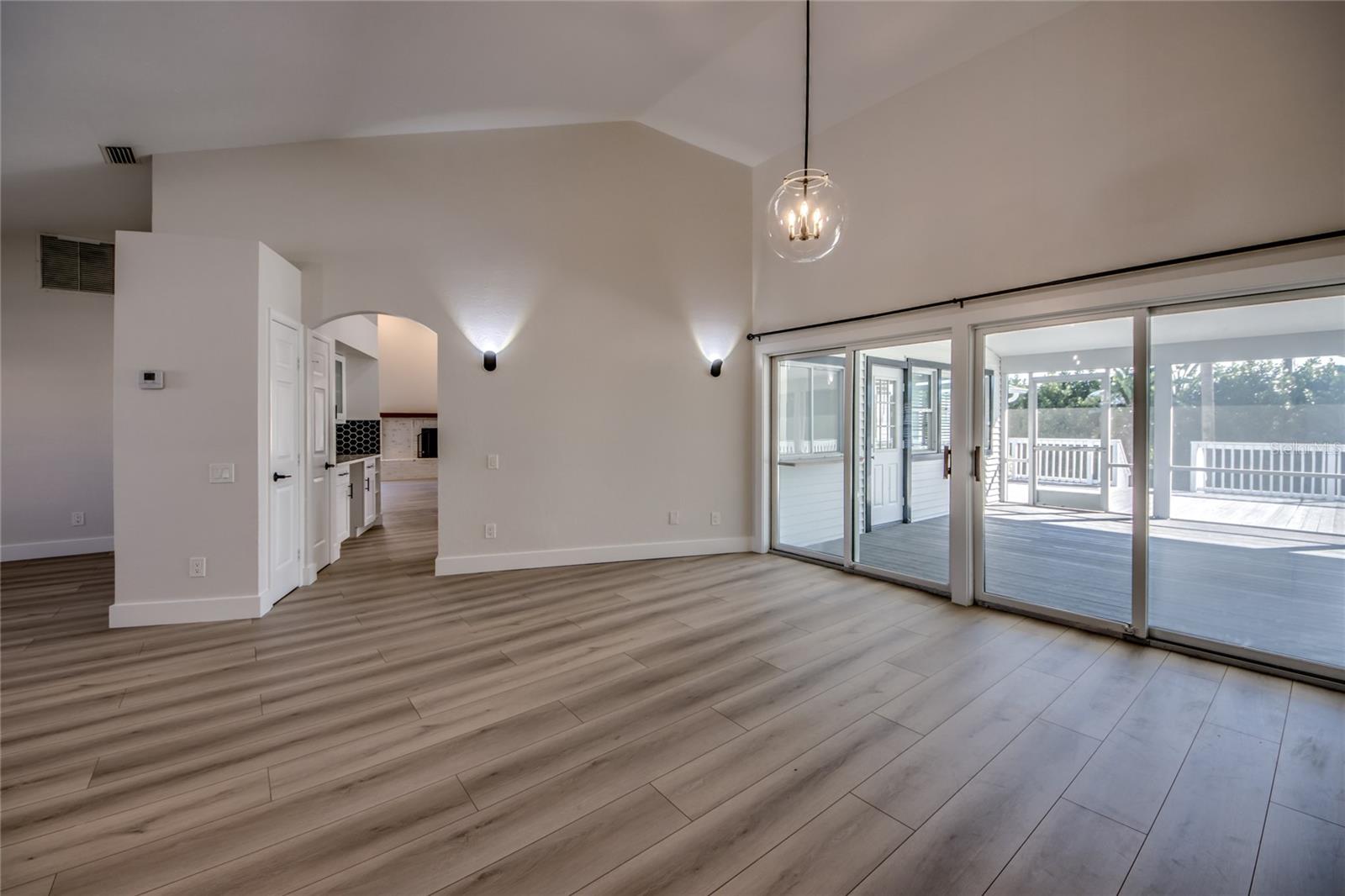 Image 6 of 52 For 6205 Deer Run