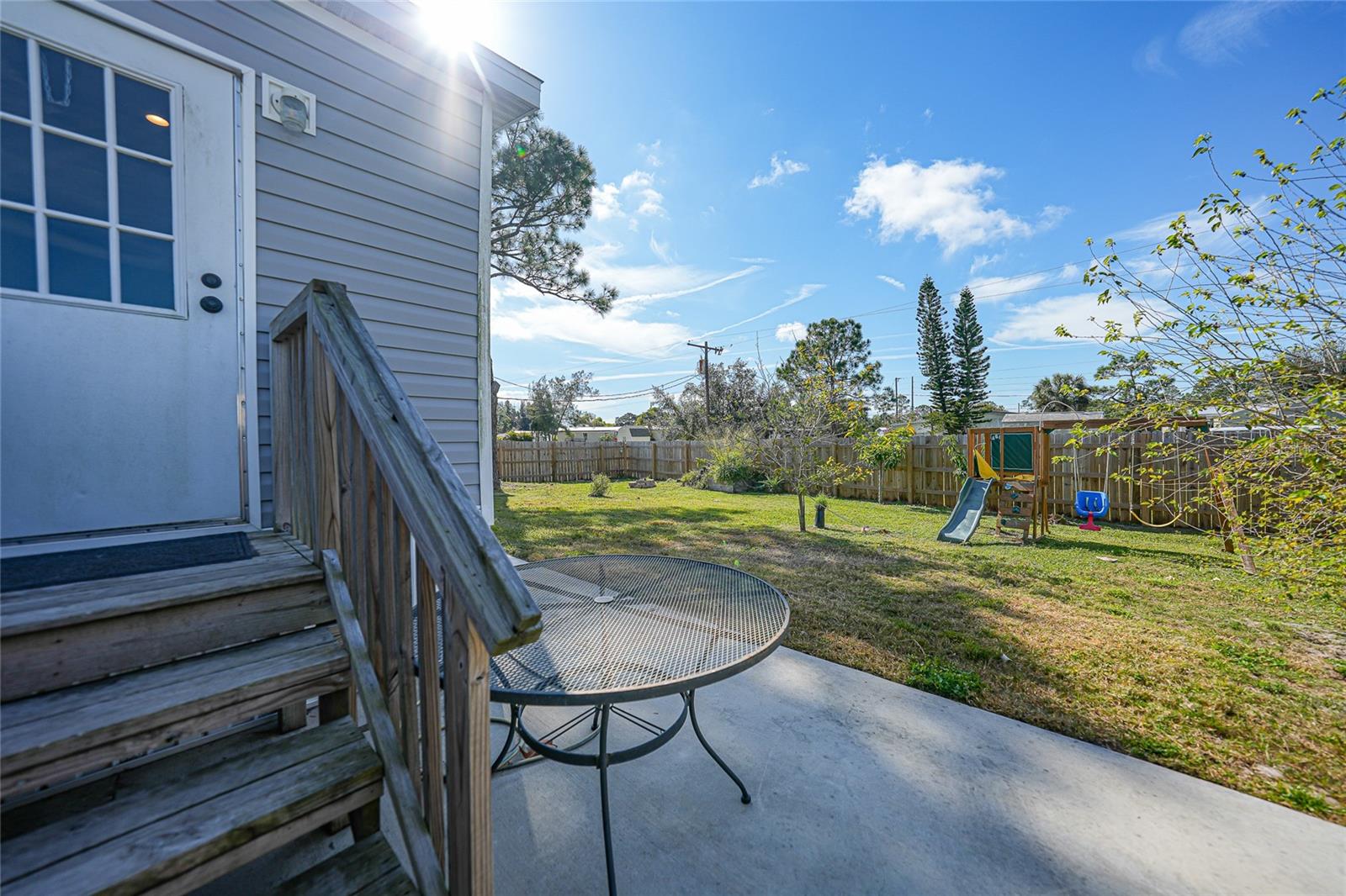 Image 22 of 25 For 11337 Pineapple Road