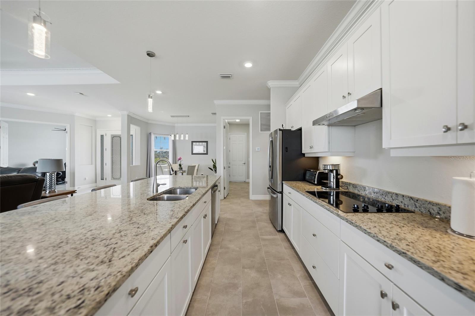 Image 14 of 41 For 15240 Spanish Point Drive