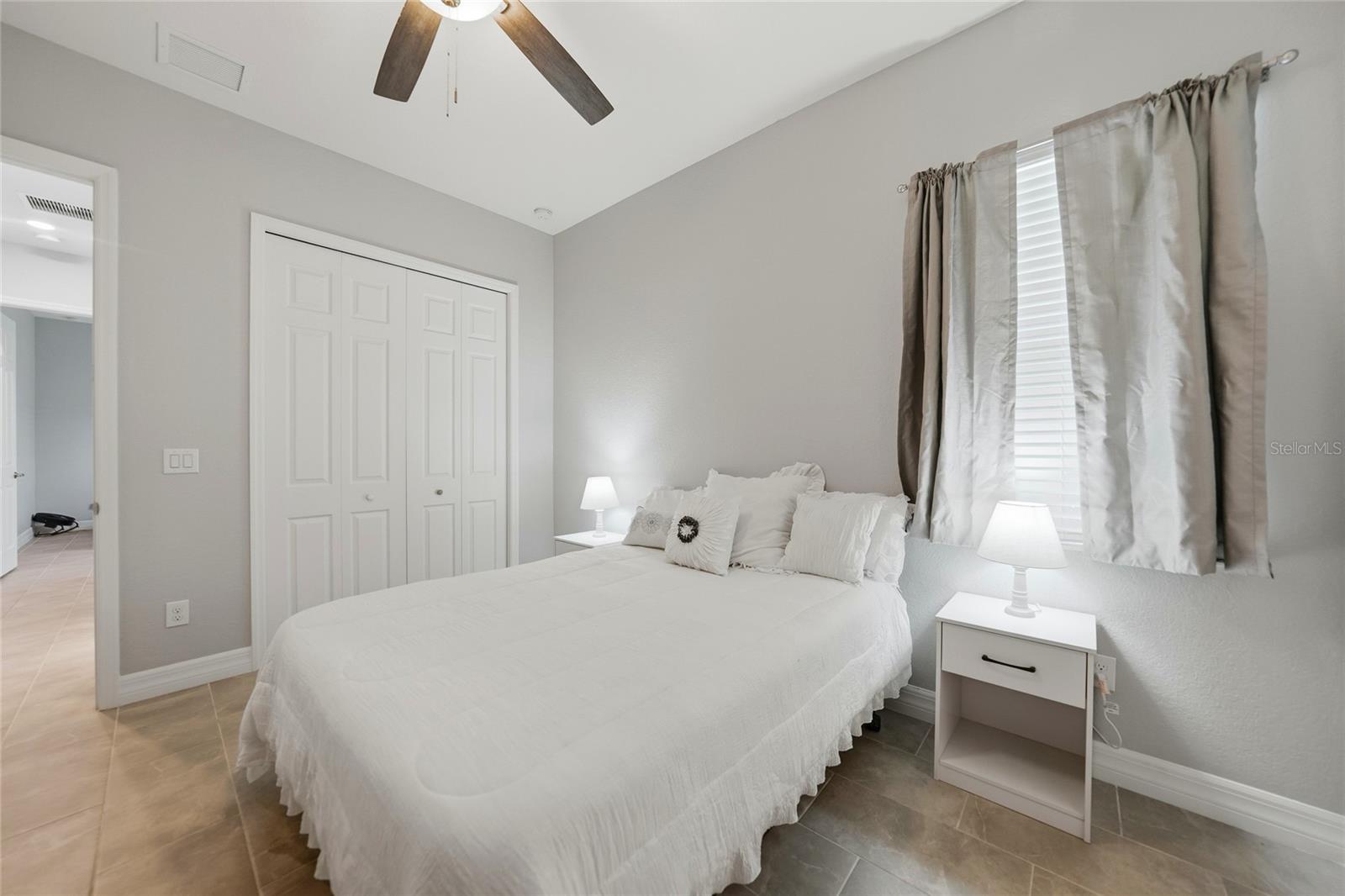 Image 27 of 41 For 15240 Spanish Point Drive