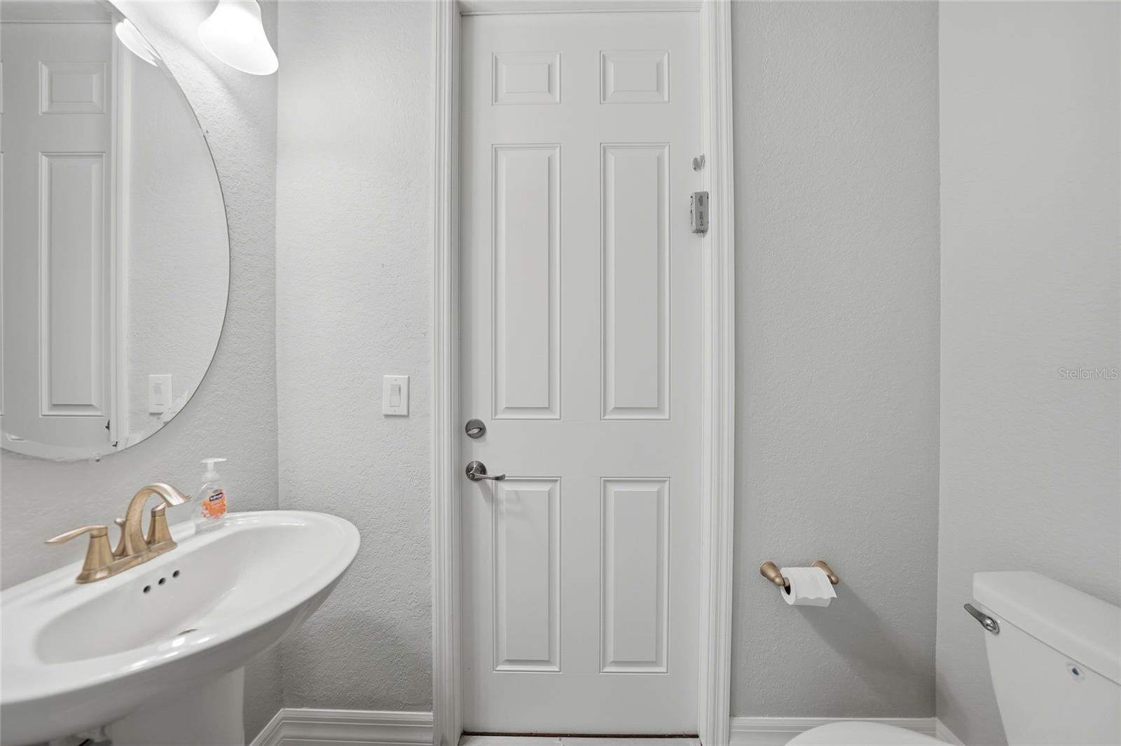 Image 29 of 41 For 15240 Spanish Point Drive