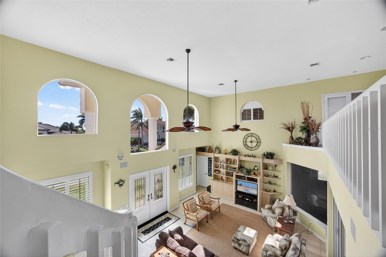 Image 20 of 55 For 610 Brindisi Court