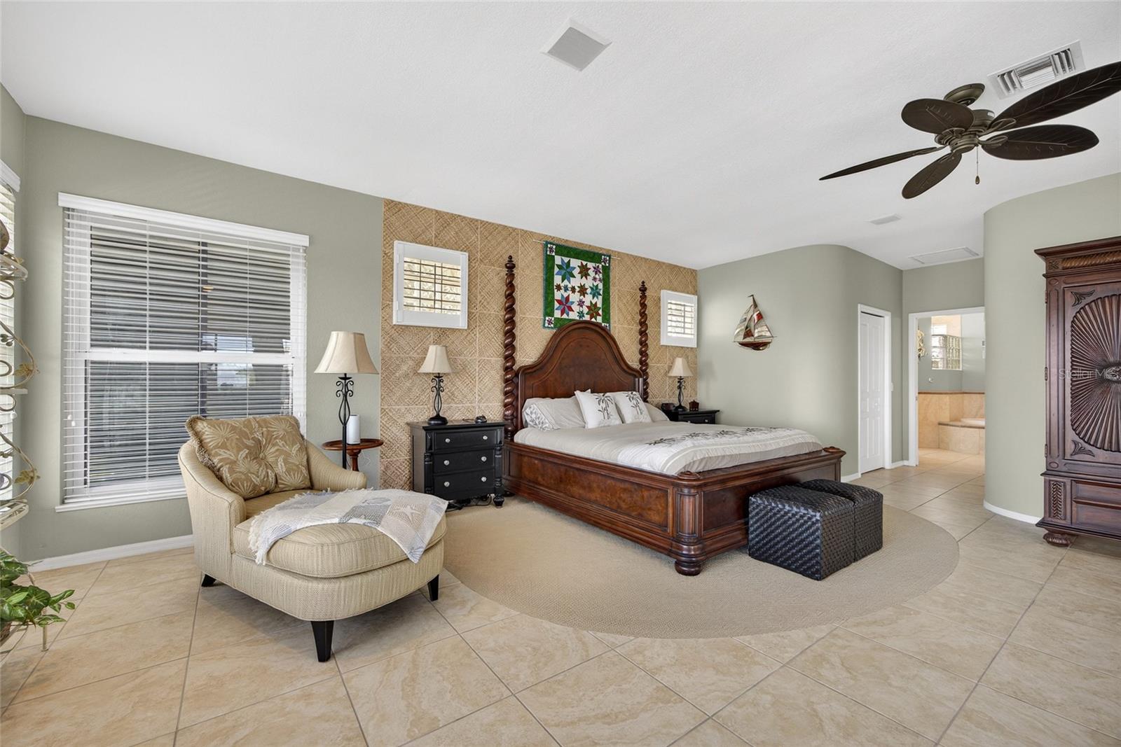 Image 23 of 55 For 610 Brindisi Court