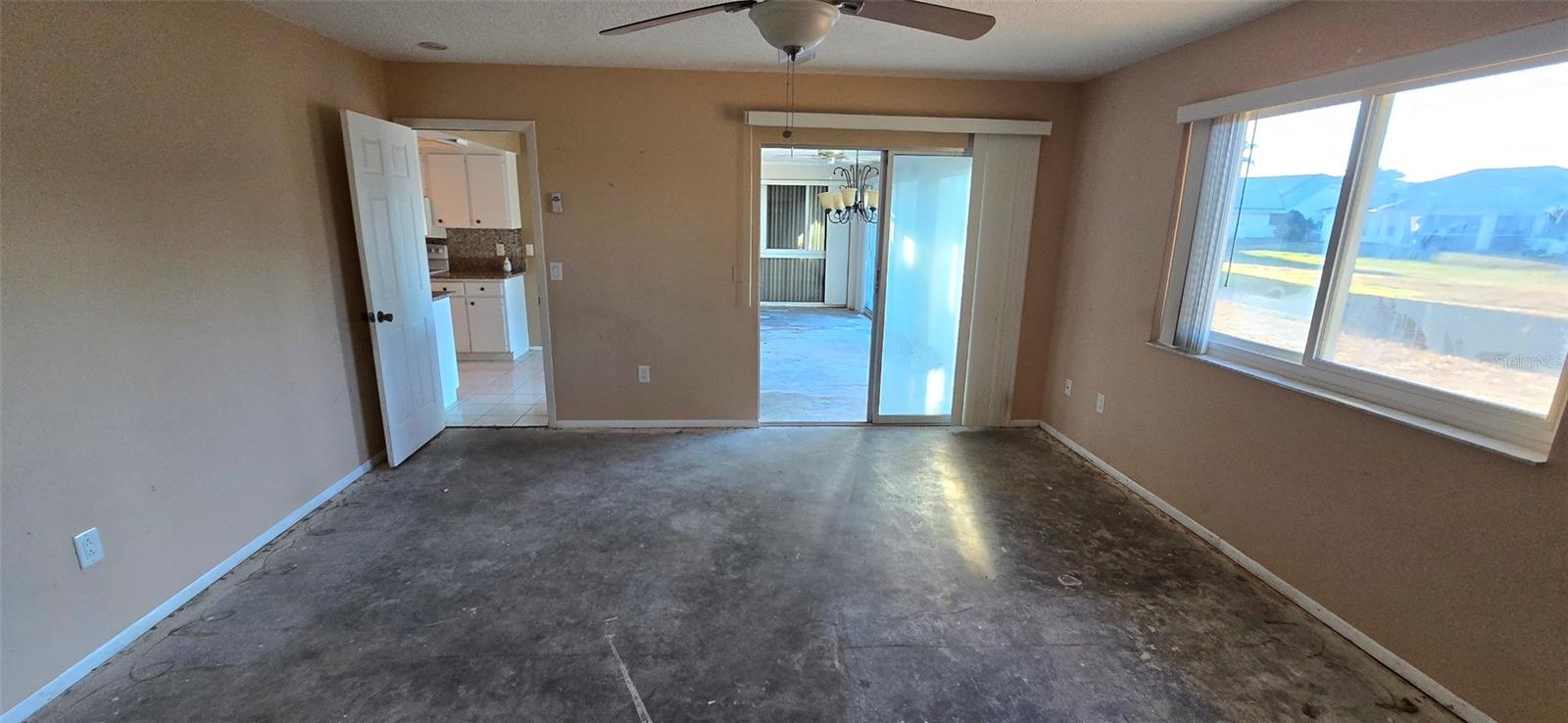 Image 8 of 11 For 26127 Constantine Road