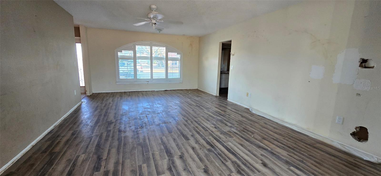 Image 9 of 11 For 26127 Constantine Road