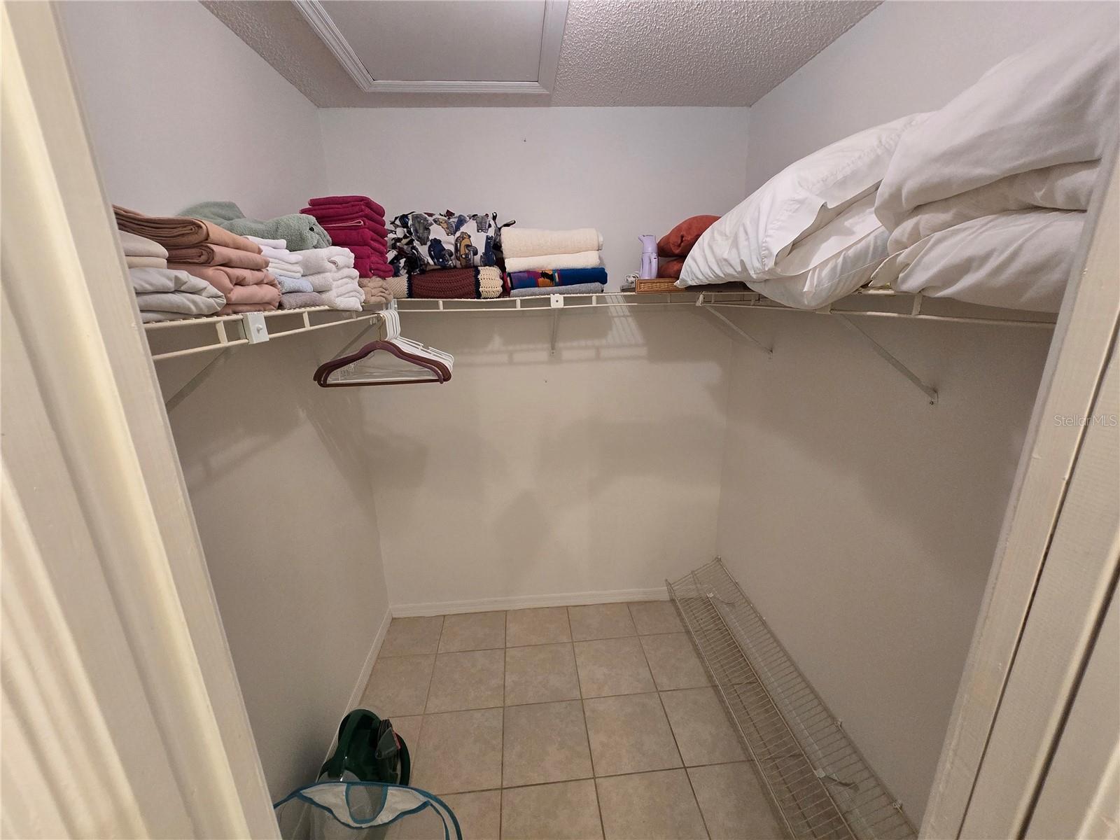 Image 17 of 33 For 1408 San Cristobal Avenue 6