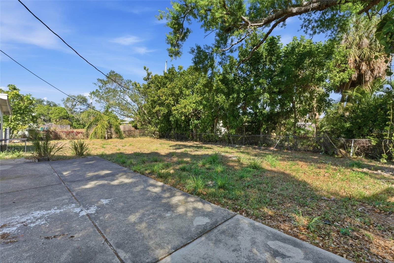 Image 20 of 23 For 3356 Lucerne Terrace