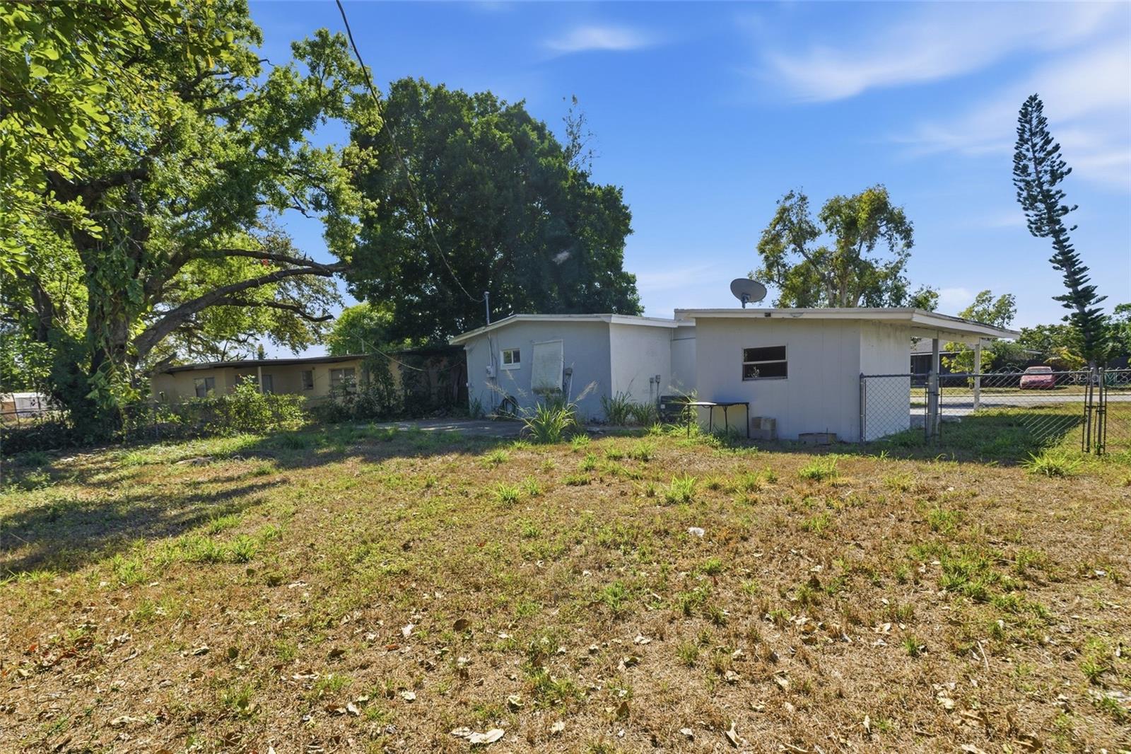 Image 22 of 23 For 3356 Lucerne Terrace