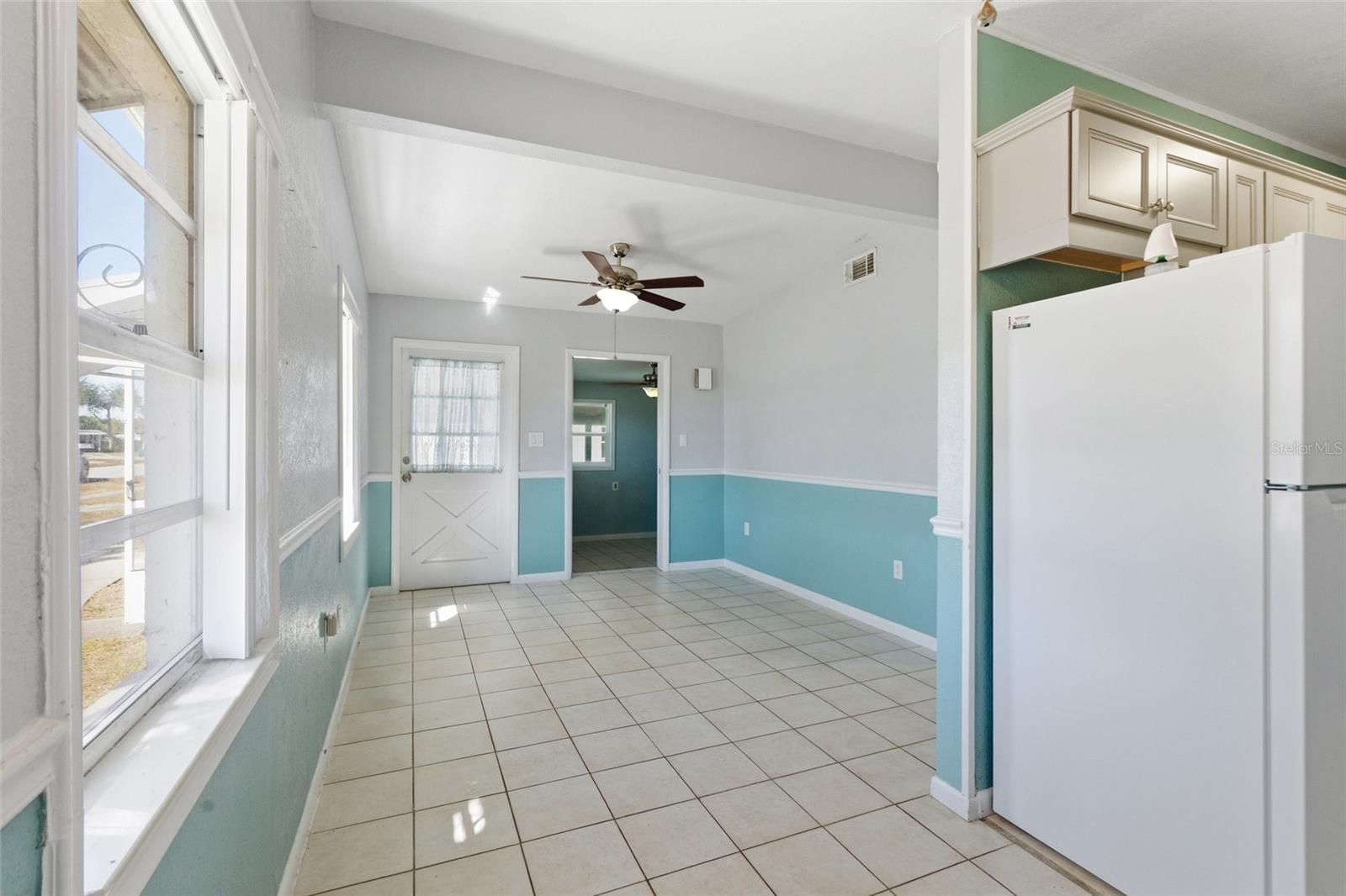 Image 6 of 23 For 3356 Lucerne Terrace