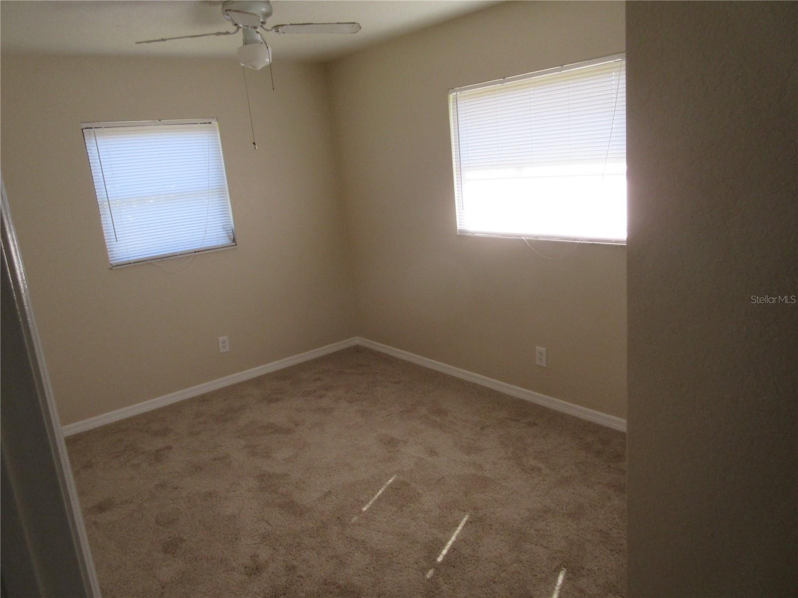 Image 6 of 9 For 979 Roseway Terrace Nw