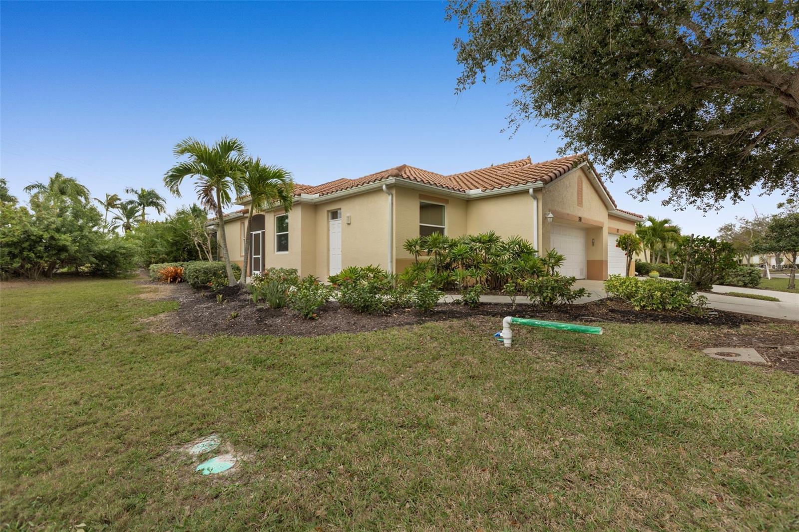 Image 33 of 45 For 3181 Matecumbe Key Road 31