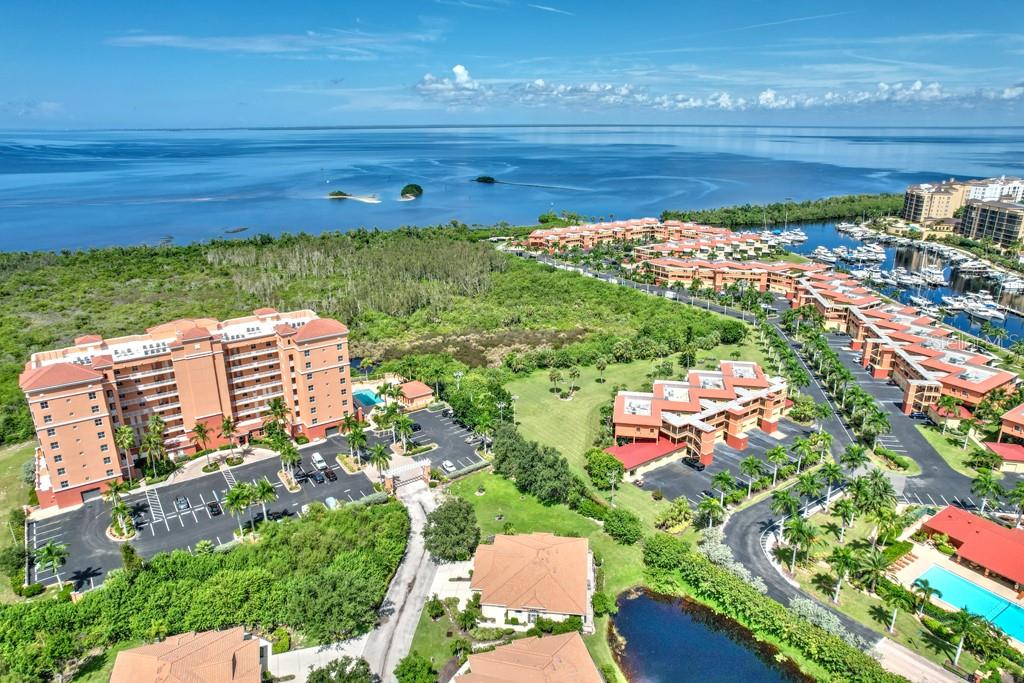 Image 37 of 45 For 3181 Matecumbe Key Road 31