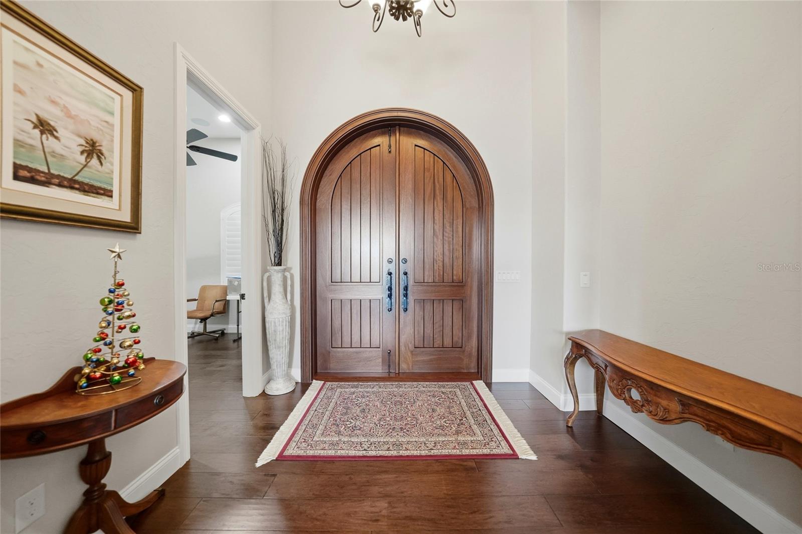 Image 11 of 76 For 166 Hibiscus Drive