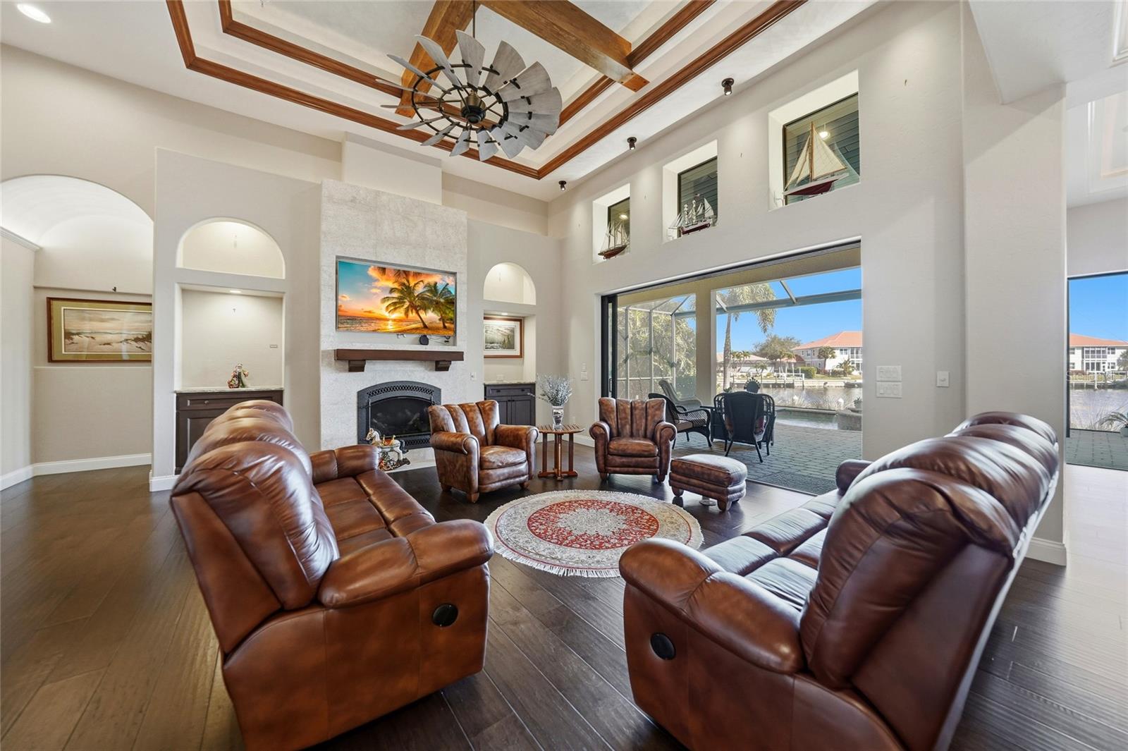 Image 13 of 76 For 166 Hibiscus Drive