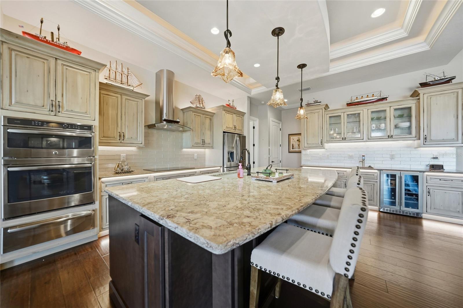 Image 16 of 76 For 166 Hibiscus Drive