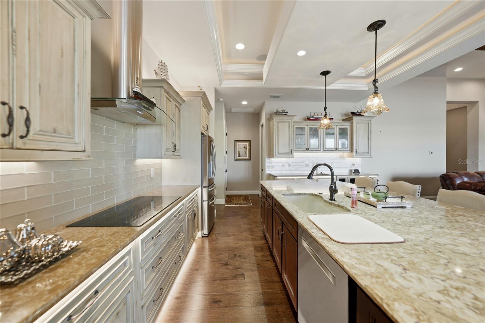 Image 17 of 76 For 166 Hibiscus Drive