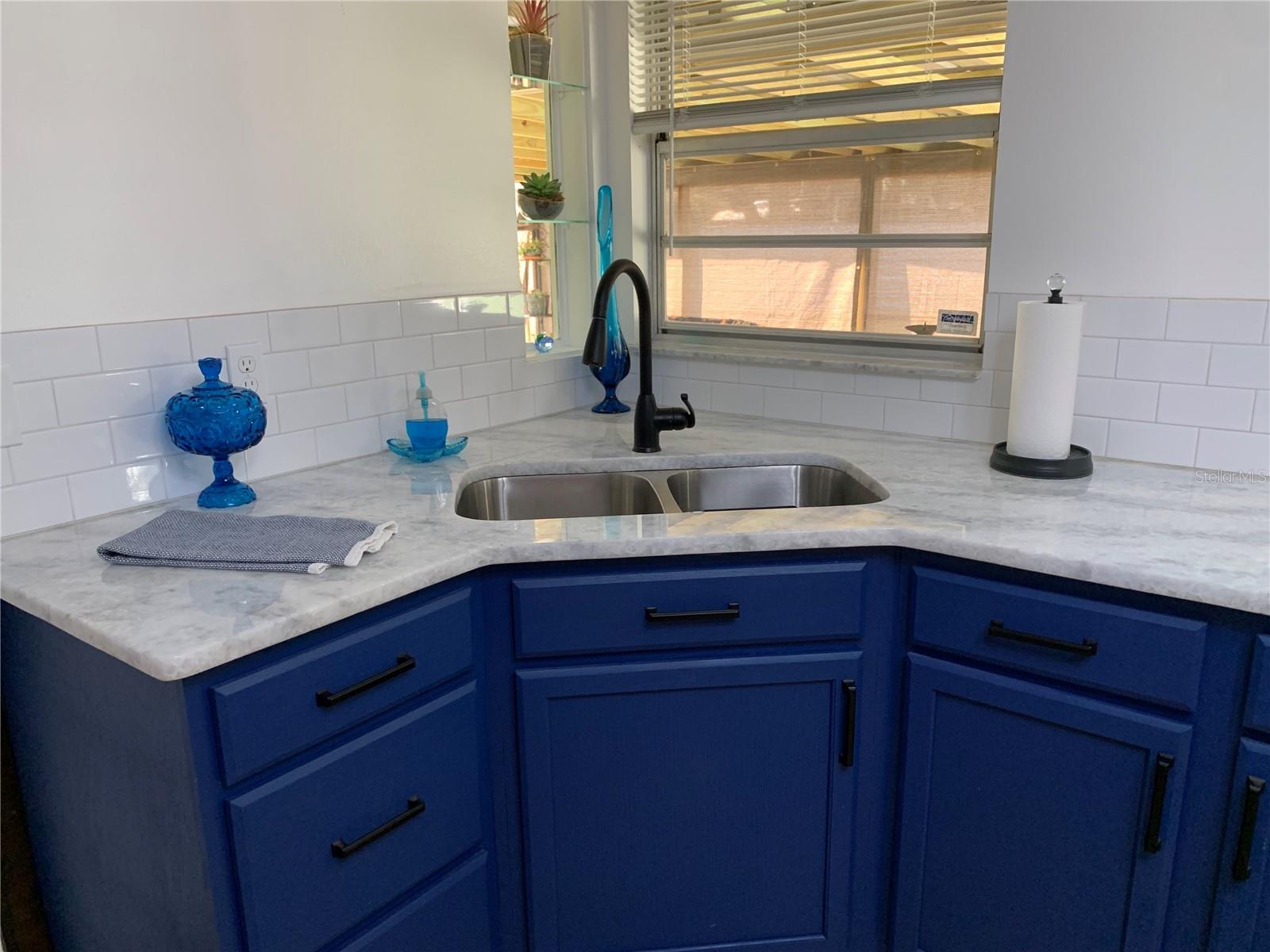 Image 15 of 39 For 5933 County Road 660