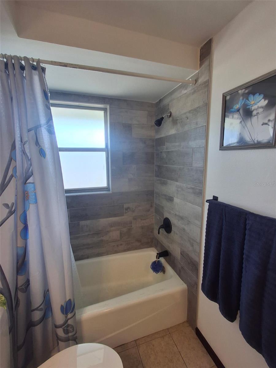 Image 25 of 39 For 5933 County Road 660