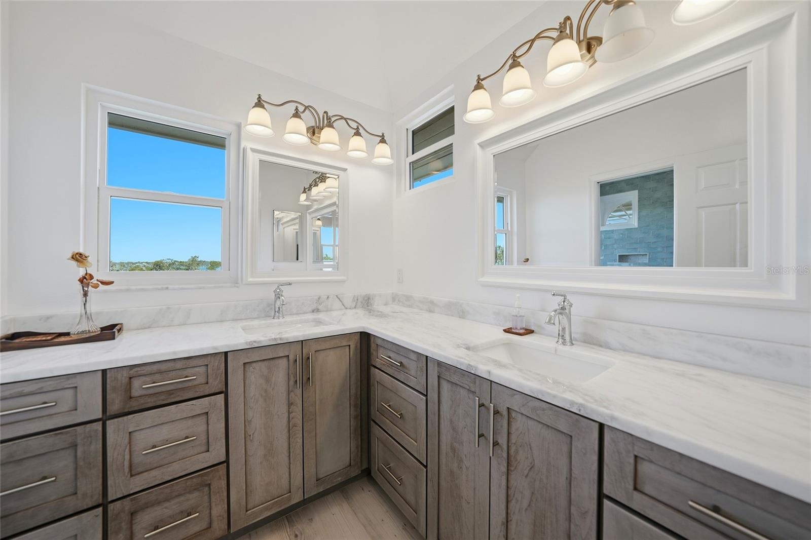 Image 20 of 68 For 7515 Manasota Key Road