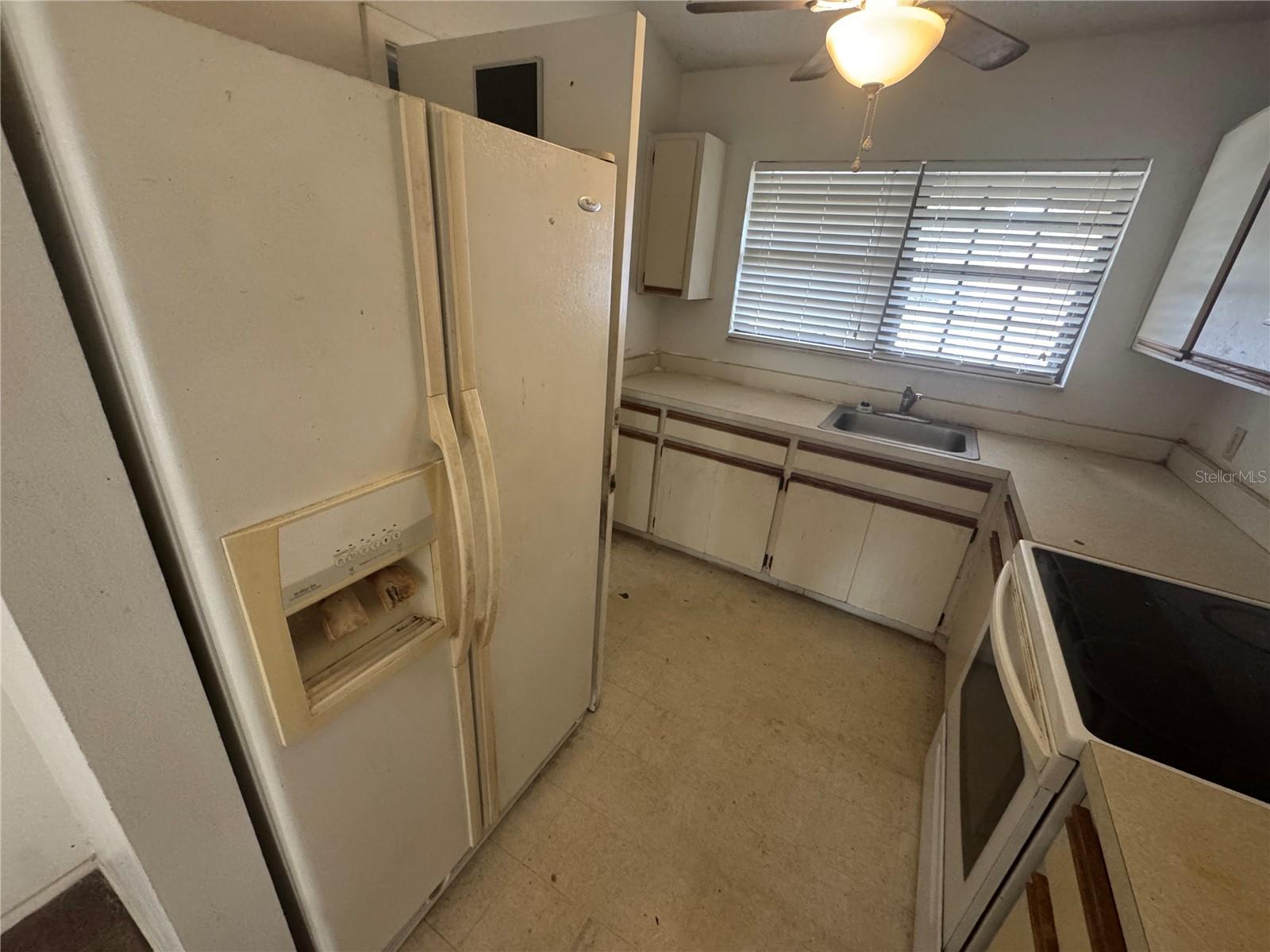 Image 3 of 13 For 1356 Corktree Circle