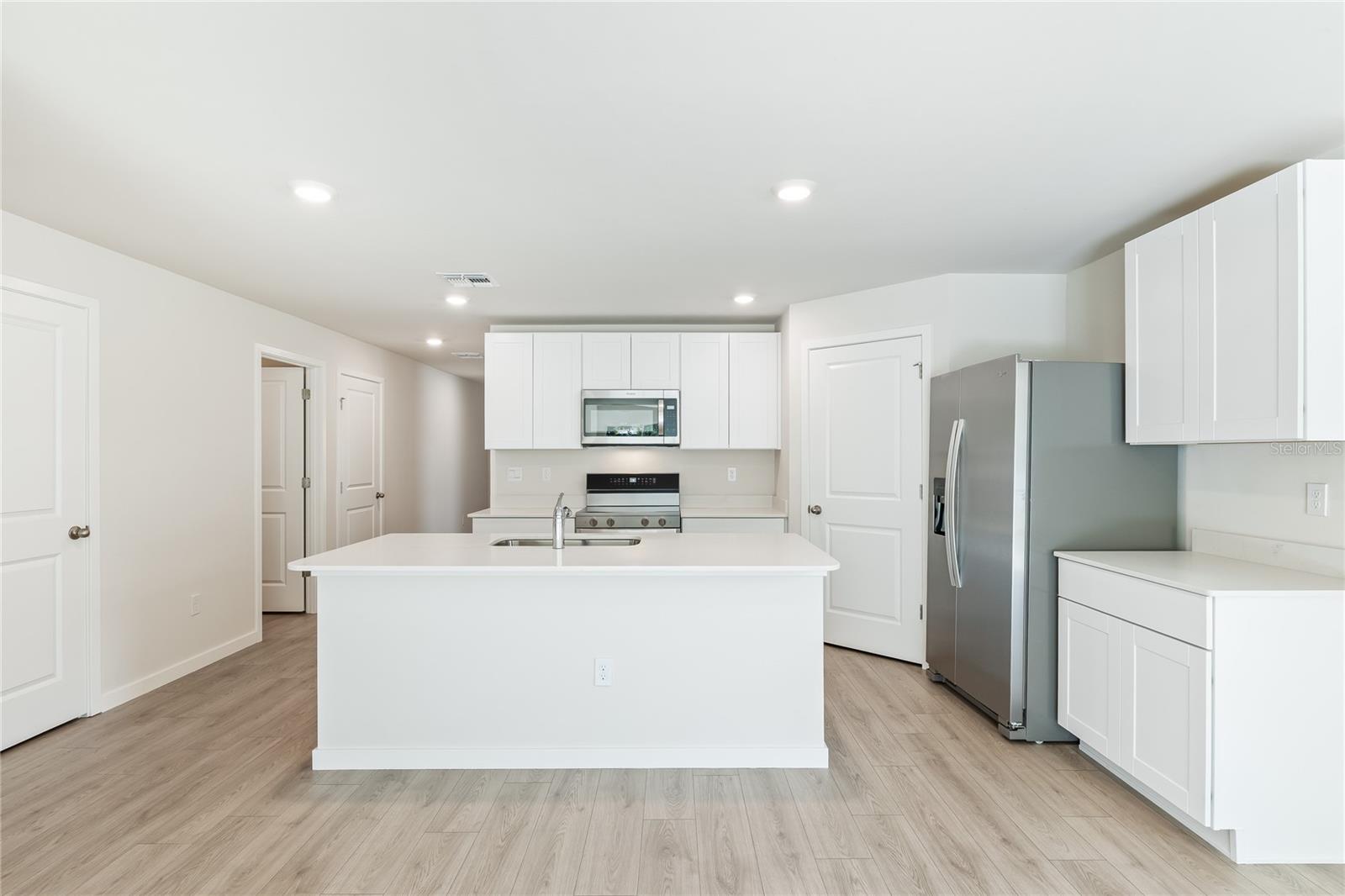 Image 8 of 21 For 5168 Schubert Trail