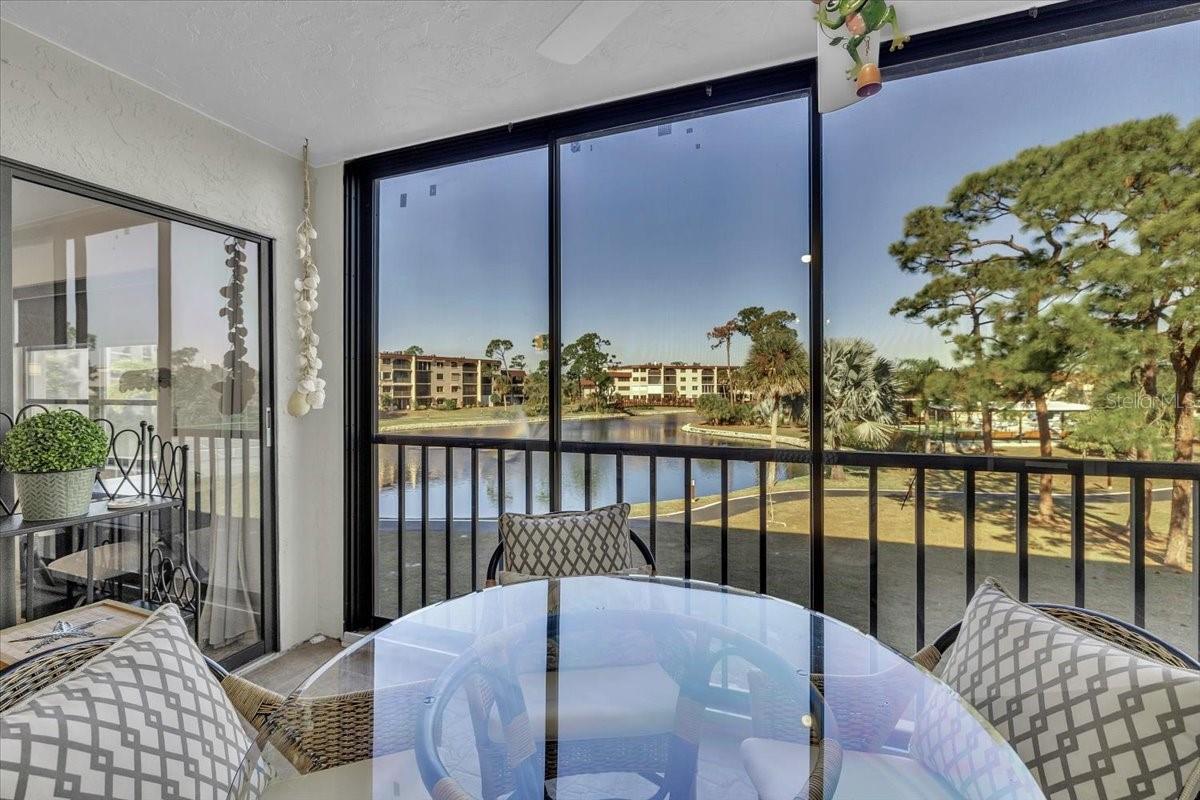 Image 32 of 47 For 23465 Harborview Road 624