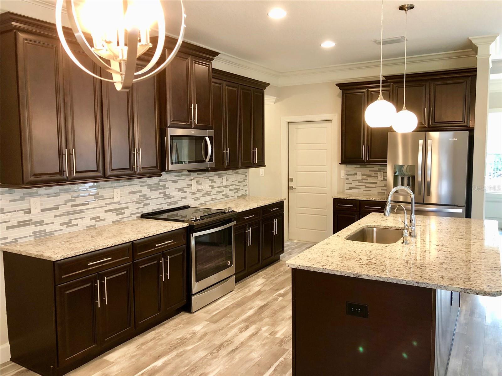 Image 25 of 37 For 2768 Scenic Road