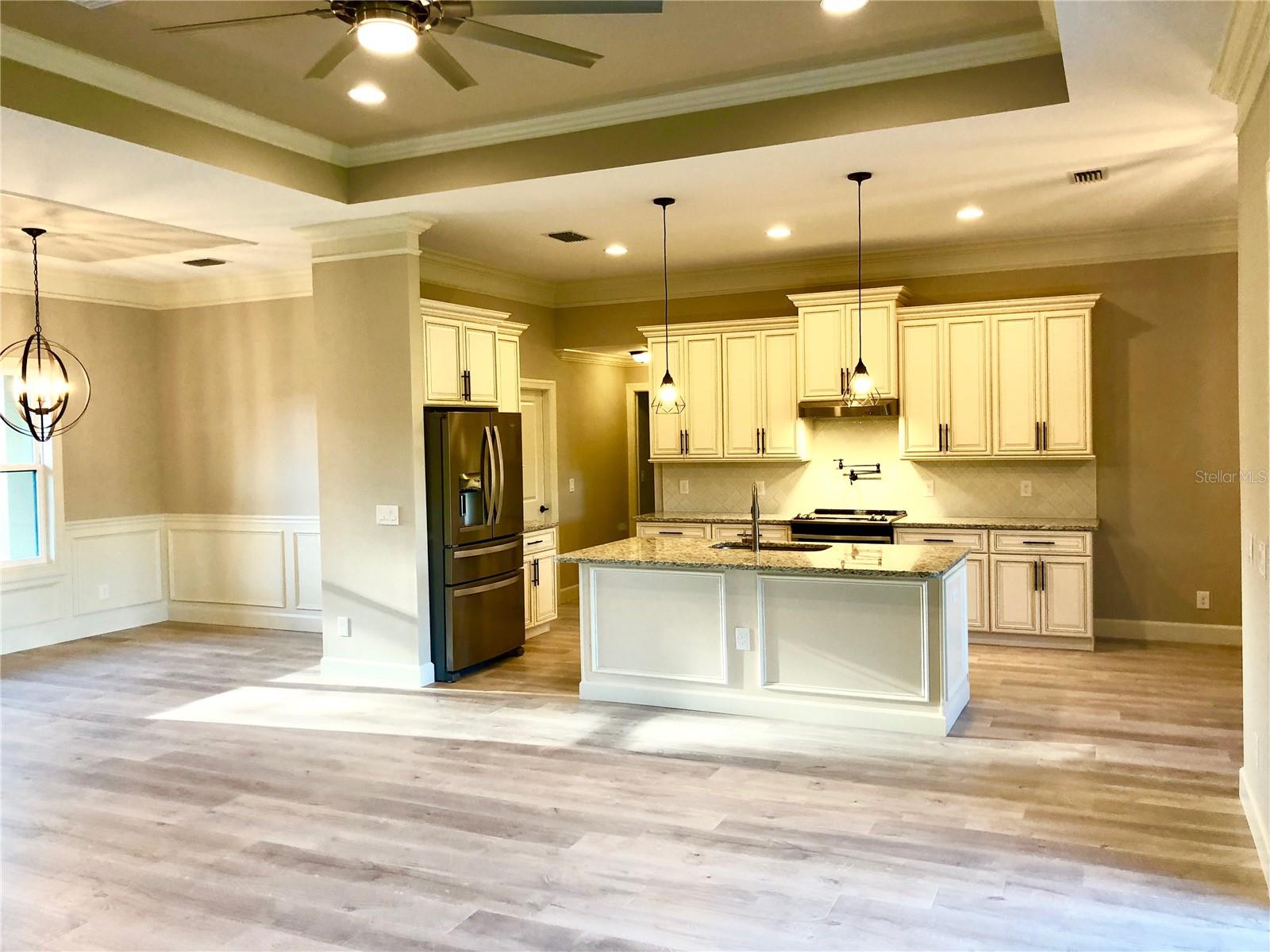 Image 30 of 37 For 2768 Scenic Road