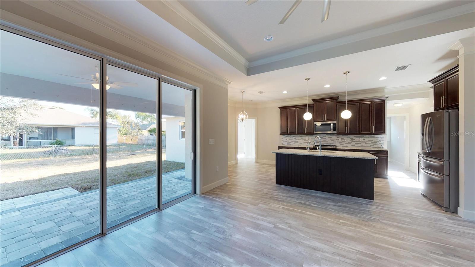 Image 8 of 37 For 2768 Scenic Road