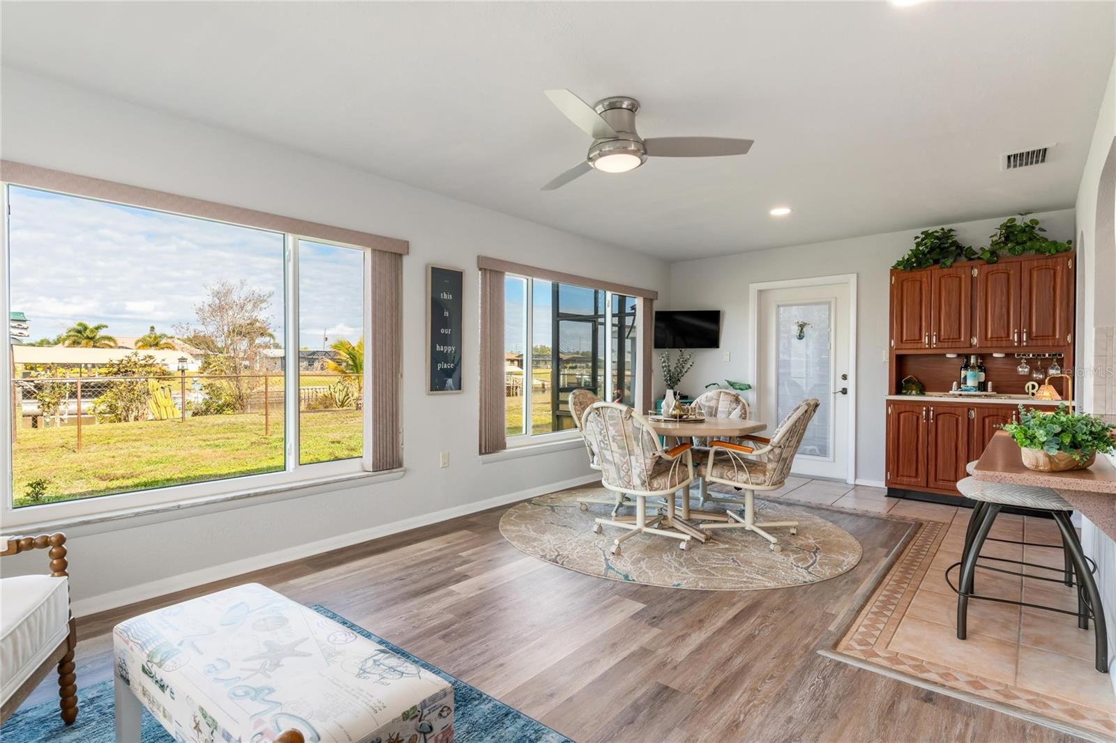 Image 11 of 40 For 774 Spring Lake Boulevard Nw