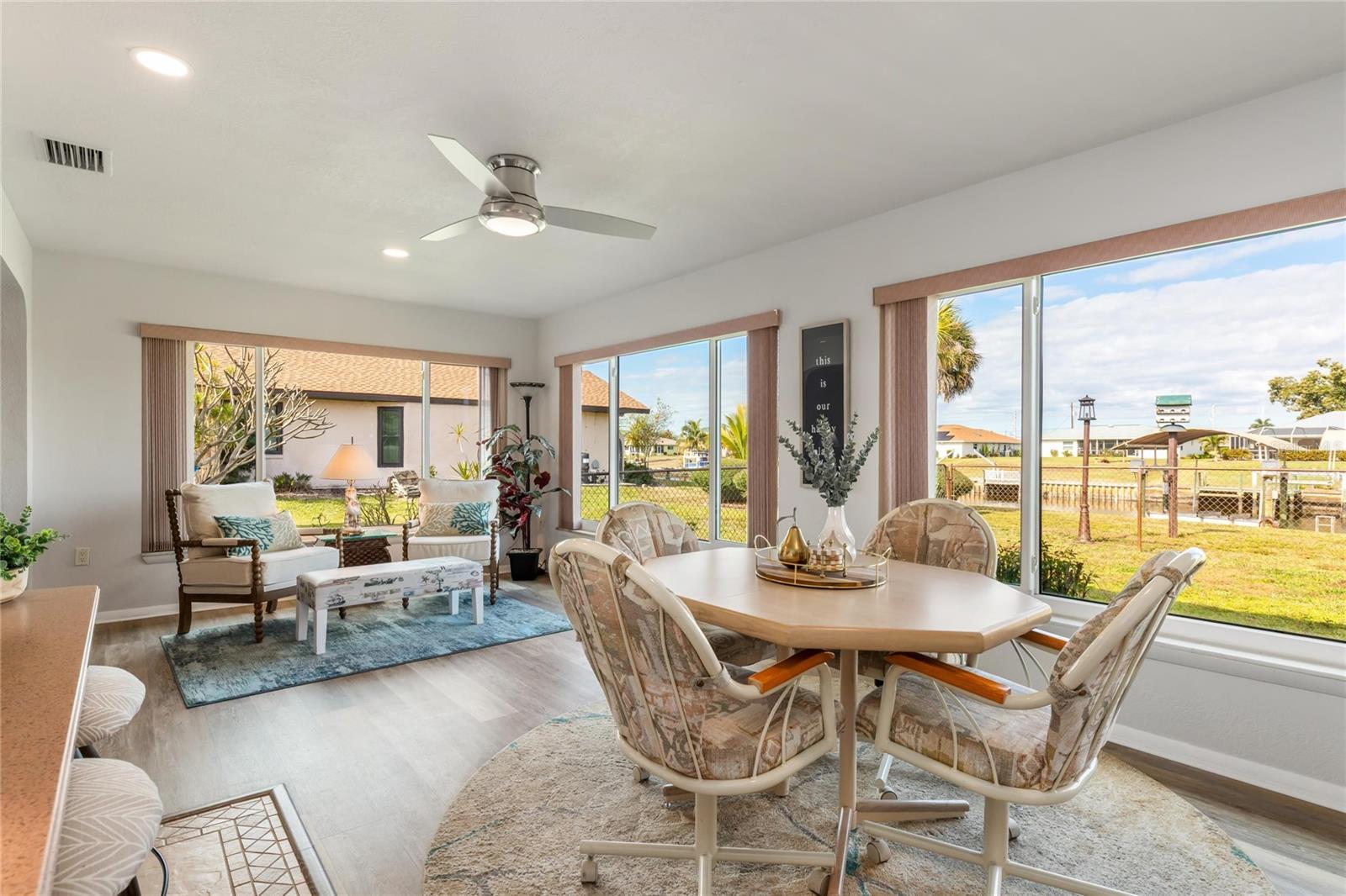 Image 12 of 40 For 774 Spring Lake Boulevard Nw