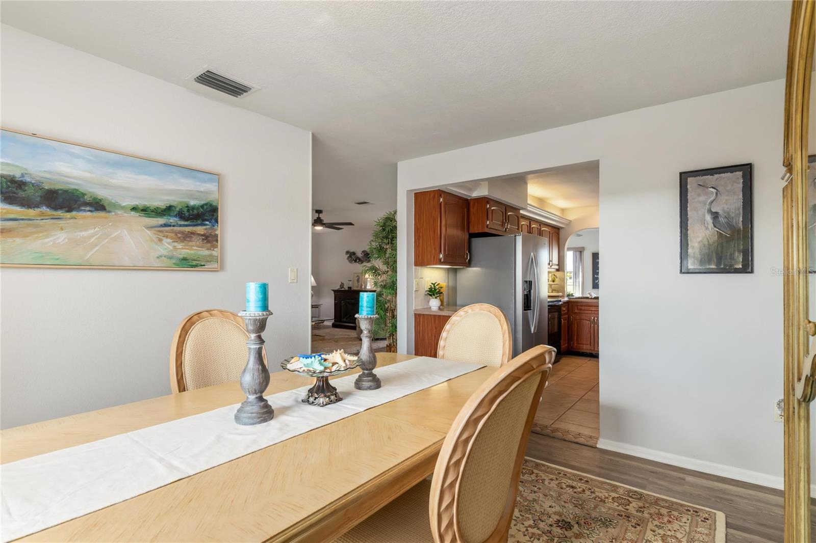 Image 8 of 40 For 774 Spring Lake Boulevard Nw