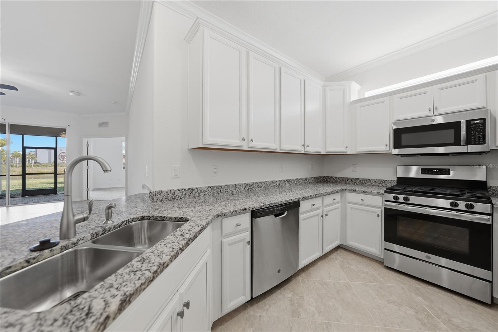 Image 10 of 53 For 17884 Wayside Bend