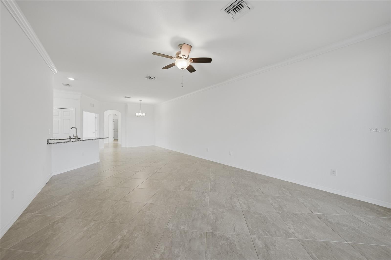 Image 16 of 53 For 17884 Wayside Bend