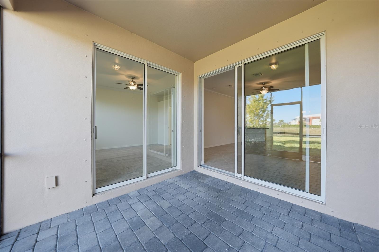 Image 32 of 53 For 17884 Wayside Bend