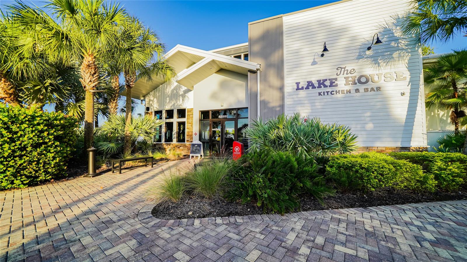 Image 51 of 53 For 17884 Wayside Bend