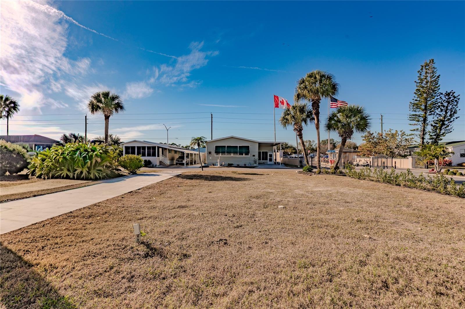 Image 3 of 28 For 2100 Kings Highway 28